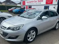 Begagnad Vauxhall Astra SRi 165 HK (121 kW) 2012 Silver Kombi