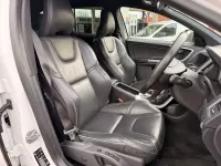 Used Volvo XC60 R-Design 190 HP (139 kW) 2017 White SUV