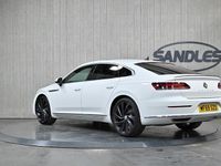Used VW Arteon R-line 190 HP (139 kW) 2019 White Hatchback
