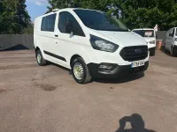 Used Ford Transit Custom 105 HP (77 kW) 2019 White Van