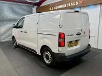 Used Vauxhall Vivaro S 100 HP (73 kW) 2022 White MPV