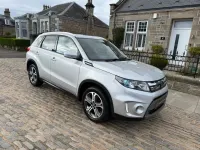 Usado Suzuki Vitara SZ5 120 CV (88 kW) 2017 Plateado SUV