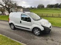 Usado Fiat Fiorino 80 HP (58 kW) 2019 Prateado Monovolume