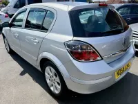 Used Vauxhall Astra 90 HP (66 kW) 2008 Silver Hatchback