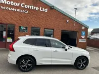 Usado Volvo XC60 R-Design 190 HP (139 kW) 2018 Branco SUV