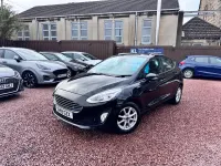 Usado Ford Fiesta Zetec 100 HP (73 kW) 2019 Preto Citadino