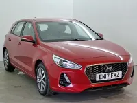 Used Hyundai i30 SE 110 HP (80 kW) 2017 Red Hatchback