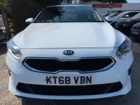 Used Kia Ceed 136 HP (100 kW) 2019 White Hatchback
