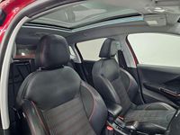 Begagnad Peugeot 2008 GT-line 2016 Röd SUV