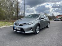 Used Toyota Auris Multidrive S 132 HP (97 kW) 2014 Grey Hatchback