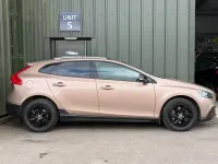 Used Volvo V40 SE 150 HP (110 kW) 2013 Bronze Hatchback