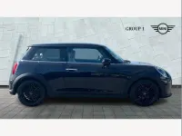 Używany Mini Cooper Exclusive 136 KM (100 kW) 2022 Czarny Hatchback