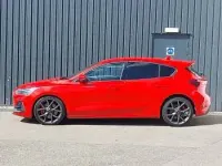 Used Ford Focus ST 280 HP (205 kW) 2023 Red Hatchback