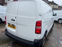 Used Vauxhall Vivaro Edition 120 HP (88 kW) 2020 White MPV