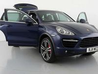 Begagnad Porsche Cayenne 2011 Blå SUV