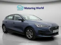 Używany Ford Focus Titanium 125 KM (91 kW) 2023 Niebieski Hatchback