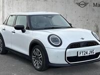 Usado Mini Cooper Classic 204 HP (150 kW) 2024 Branco Citadino