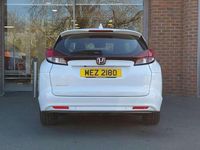 Używany Honda Civic SE Plus 139 KM (102 kW) 2018 Biały Kombi