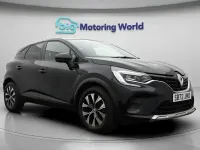 Usado Renault Captur Evolution 90 HP (66 kW) 2023 Preto SUV