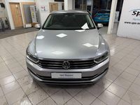 Usado VW Passat Business 150 HP (110 kW) 2018 Prateado Sedan
