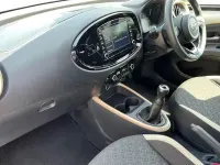 Used Toyota Aygo X 72 HP (52 kW) 2022 Beige SUV