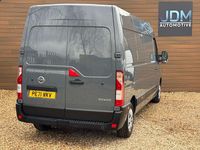 Used Nissan NV400 Tekna 135 HP (99 kW) 2021 Grey Van