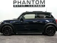 Begagnad Mini Cooper Exclusive 2022 Multicolour Halvkombi