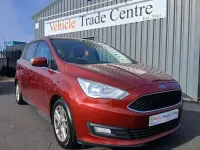 Used Ford Grand C-Max Zetec 120 HP (88 kW) 2017 Red MPV