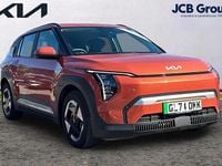 Used Kia EV3 Air 147 kW (201 HP) 2024 Orange SUV