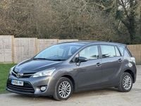 Used Toyota Verso 112 HP (82 kW) 2016 Grey MPV
