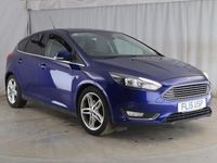 Used Ford Focus Titanium 125 HP (91 kW) 2015 Blue Hatchback