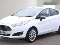 Used Ford Fiesta Titanium 98 HP (72 kW) 2014 White Hatchback