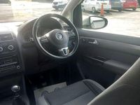 Used VW Touran SE 105 HP (77 kW) 2015 Silver MPV