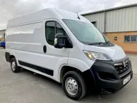 Second-hand Vauxhall Movano S 2022 Alb