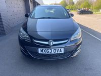 Usado Vauxhall Astra Elite 165 CV (121 kW) 2013 Negro Utilitario