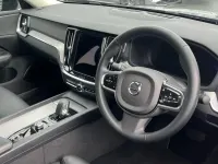 Usado Volvo S60 Plus 250 HP (183 kW) 2023 Preto Sedan