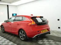 Used Volvo V40 R-Design 115 HP (84 kW) 2013 Red Hatchback