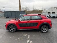 Used Citroën C4 Cactus Feel 100 HP (73 kW) 2015 Red Hatchback