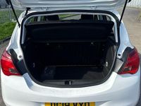 Used Vauxhall Corsa 90 HP (66 kW) 2019 White Hatchback