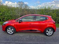 Used Renault Clio IV Dynamique 75 HP (55 kW) 2014 Red Hatchback