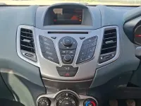Second-hand Ford Fiesta 70 CP (51 kW) 2010 Argintiu Hatchback