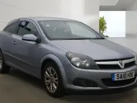 Used Vauxhall Astra SRi 140 HP (102 kW) 2010 Silver Hatchback