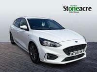 Used Ford Focus ST-Line 125 HP (91 kW) 2019 White Hatchback
