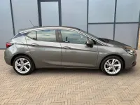 Used Vauxhall Astra SRi 105 HP (77 kW) 2017 Grey Hatchback