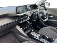 Used Peugeot 208 Active+ 100 HP (73 kW) 2022 Yellow Hatchback