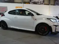 Używany Toyota Yaris 270 KM (198 kW) 2021 Biały Hatchback