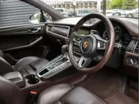 Used Porsche Macan 434 HP (319 kW) 2019 Black SUV
