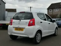 Used Suzuki Alto 68 HP (50 kW) 2014 White Hatchback