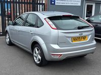 Used Ford Focus Zetec 2009 Silver Hatchback