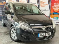 Used Vauxhall Zafira Design Edition 110 HP (80 kW) 2012 Black MPV